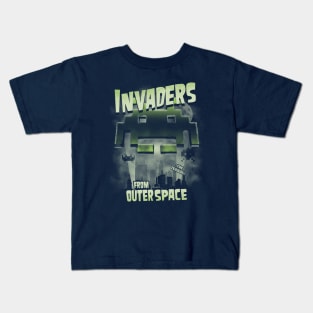 Invaders from outer space Kids T-Shirt